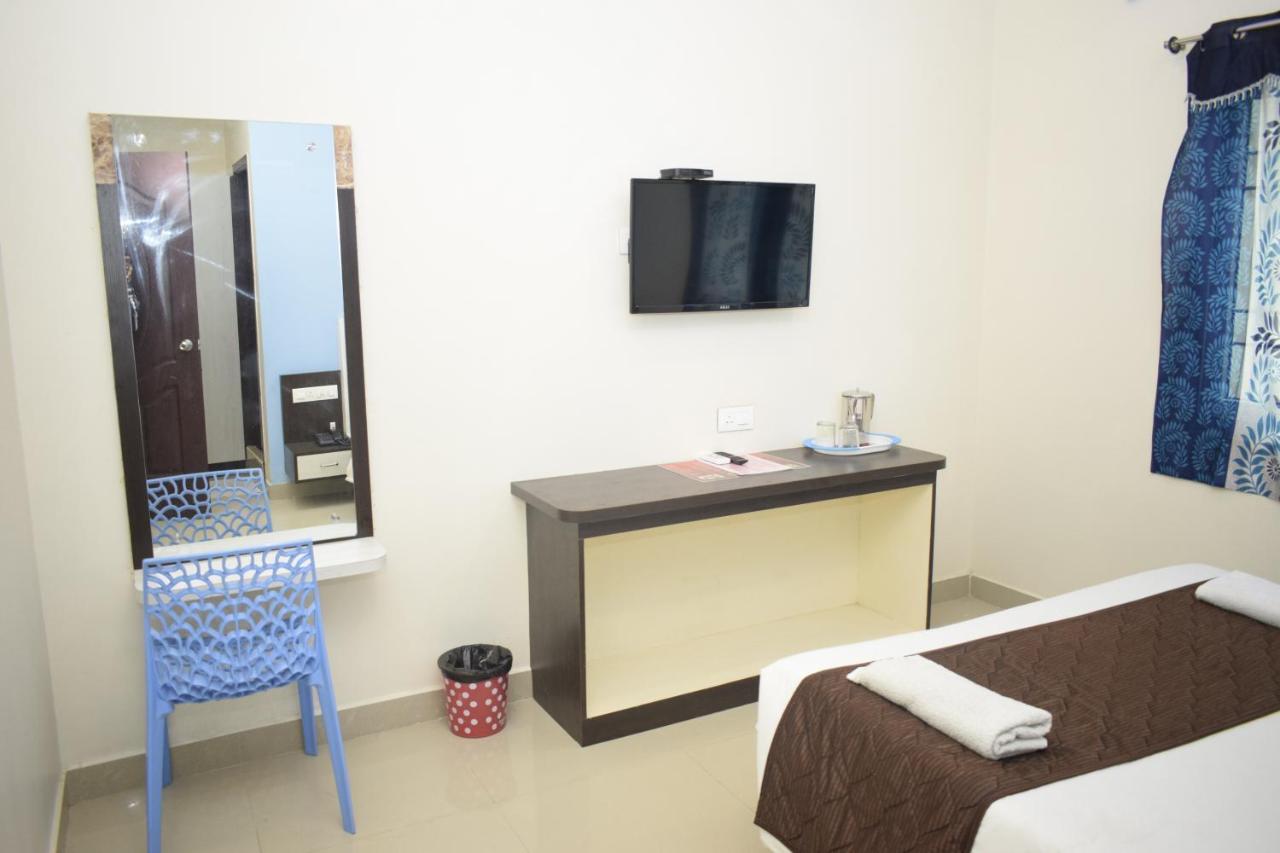 Bouvana Residency ปอนดิเชอรี ภายนอก รูปภาพ